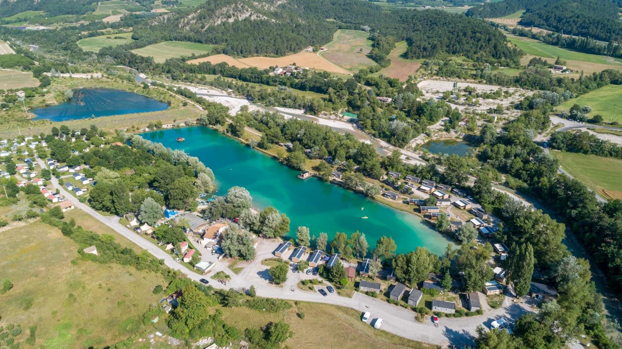 Camping Le Lac Bleu Hotel Châtillon-en-Diois Kültér fotó