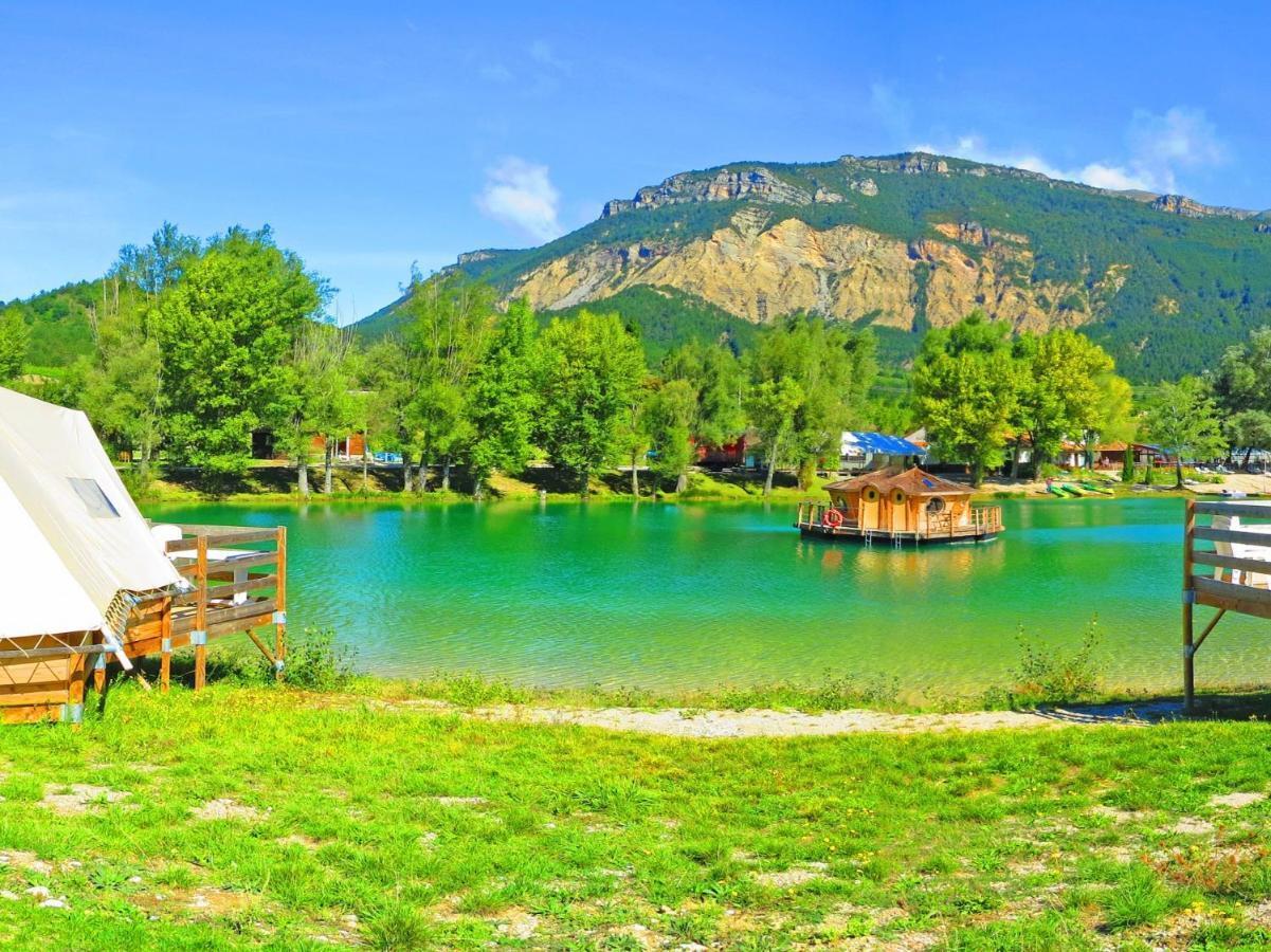 Camping Le Lac Bleu Hotel Châtillon-en-Diois Kültér fotó